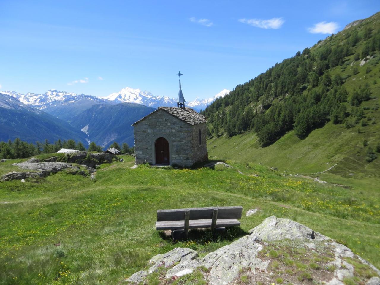 Bergquell Haus D Apartamento Blatten bei Naters Exterior foto